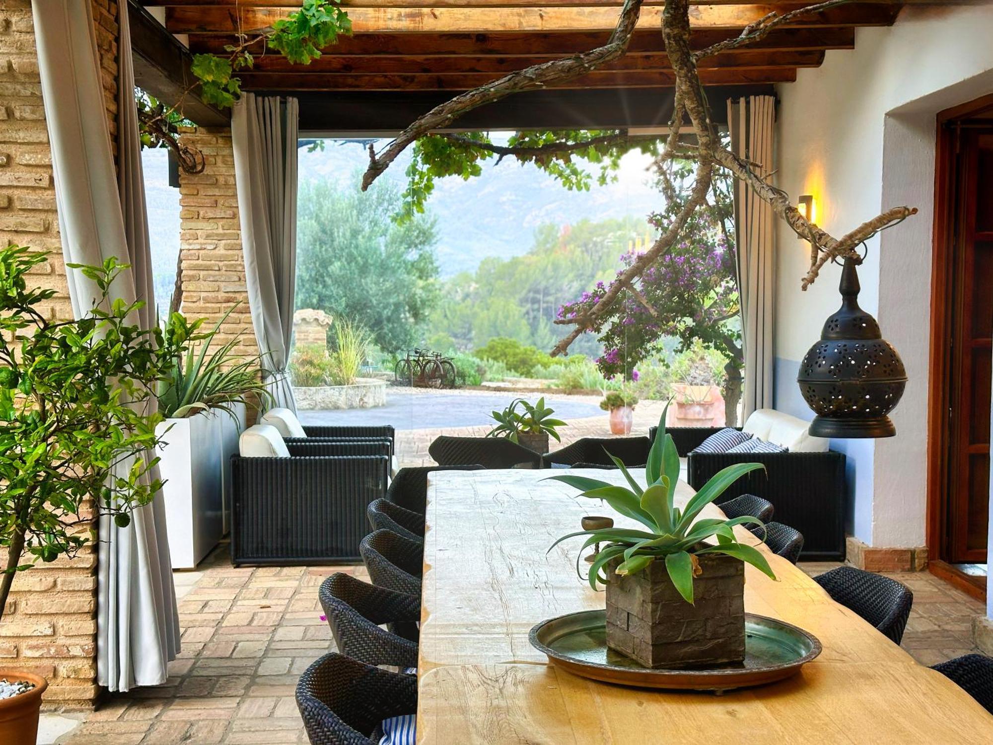 Castell De La Solana Country house *